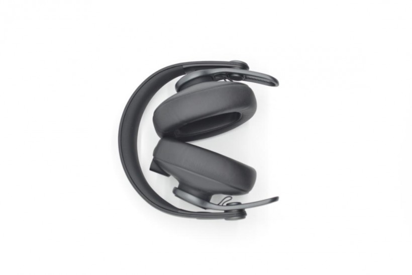 新生代的別樣情懷——AKG K371 頭戴式耳機(jī)開箱評測