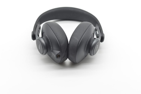 新生代的別樣情懷——AKG K371 頭戴式耳機(jī)開箱評測