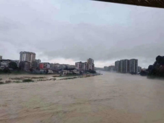 致敬！“乘風(fēng)破浪”的廣電人